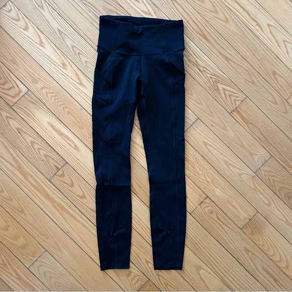 Lululemon fast and free running leggings black 2 - Picture 3 of 7